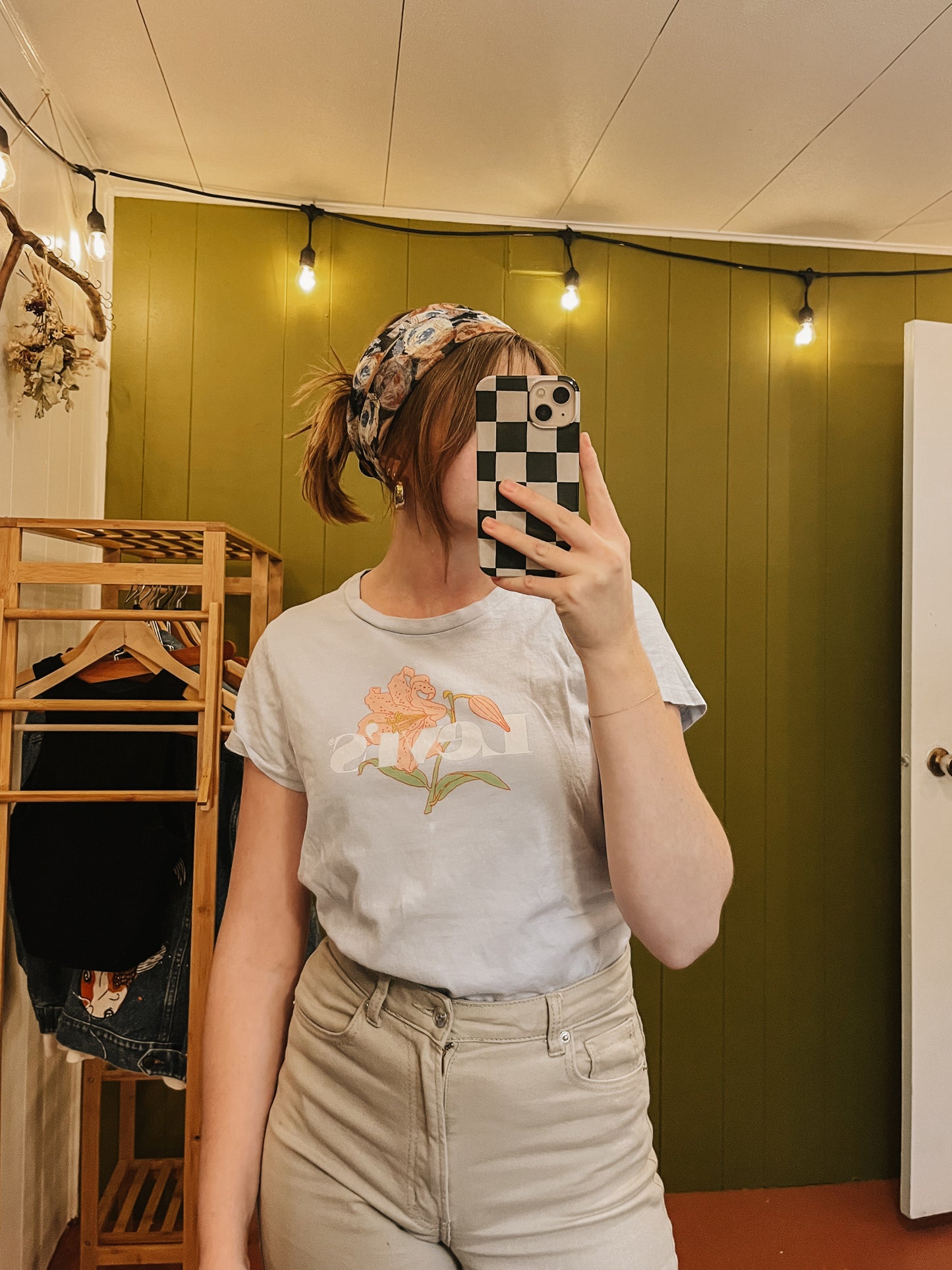 Levi’s Flower Tee
