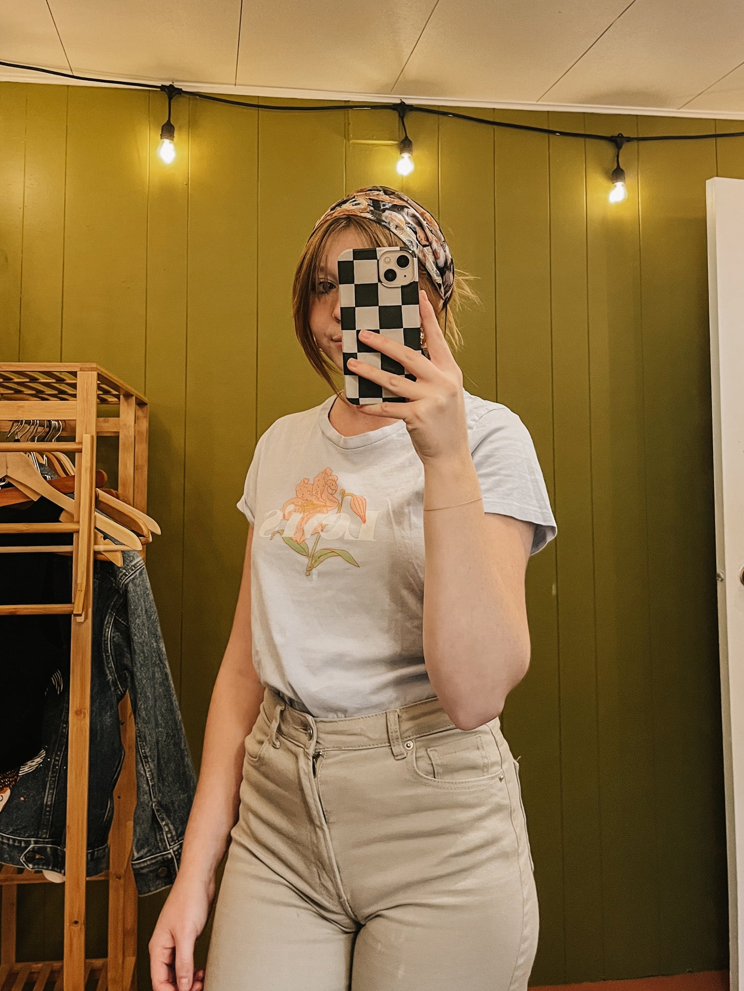 Levi’s Flower Tee