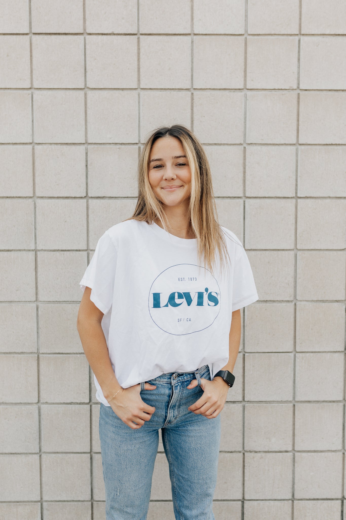 Levis Tee