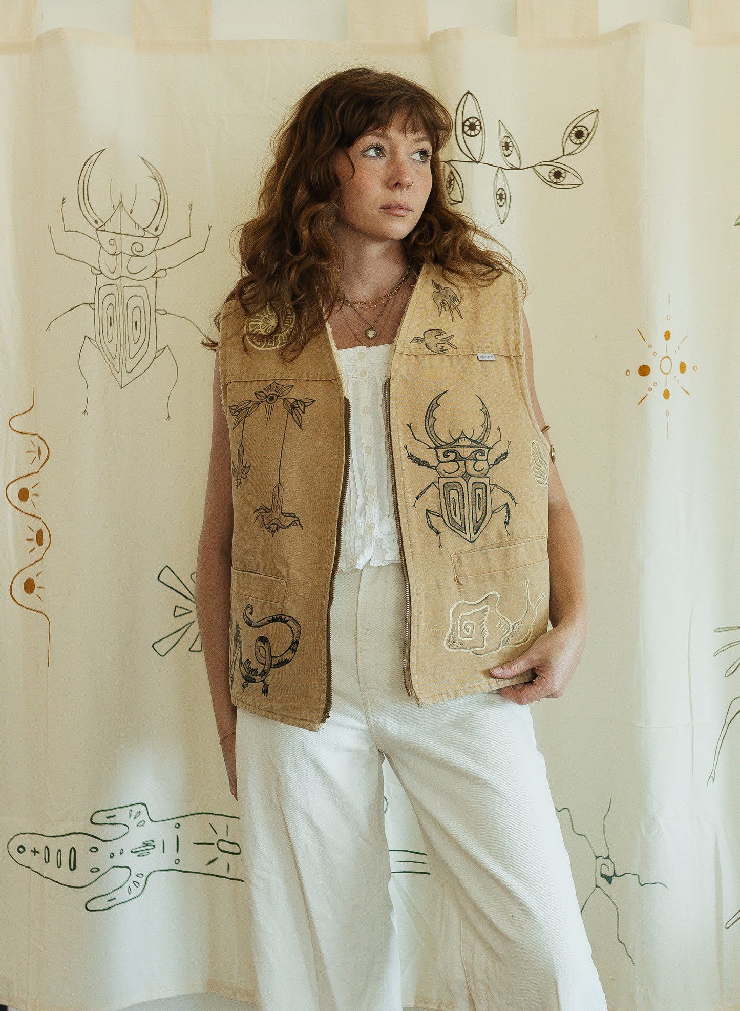 Carhartt vest - Earth in Outlines