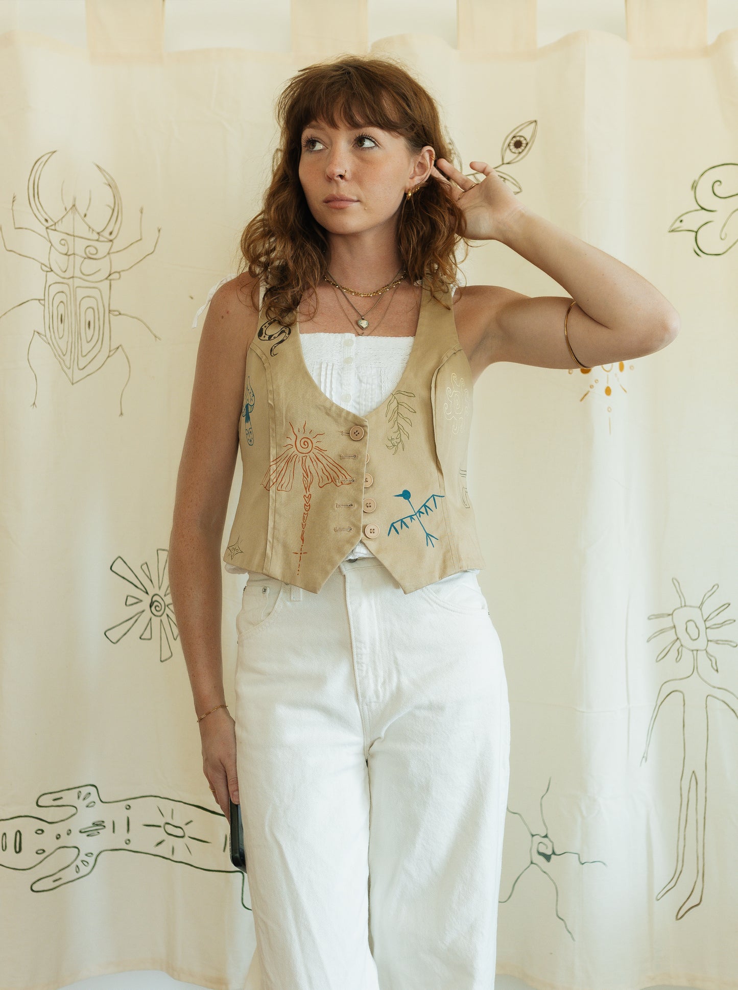 Tan vest - Earth in Outlines