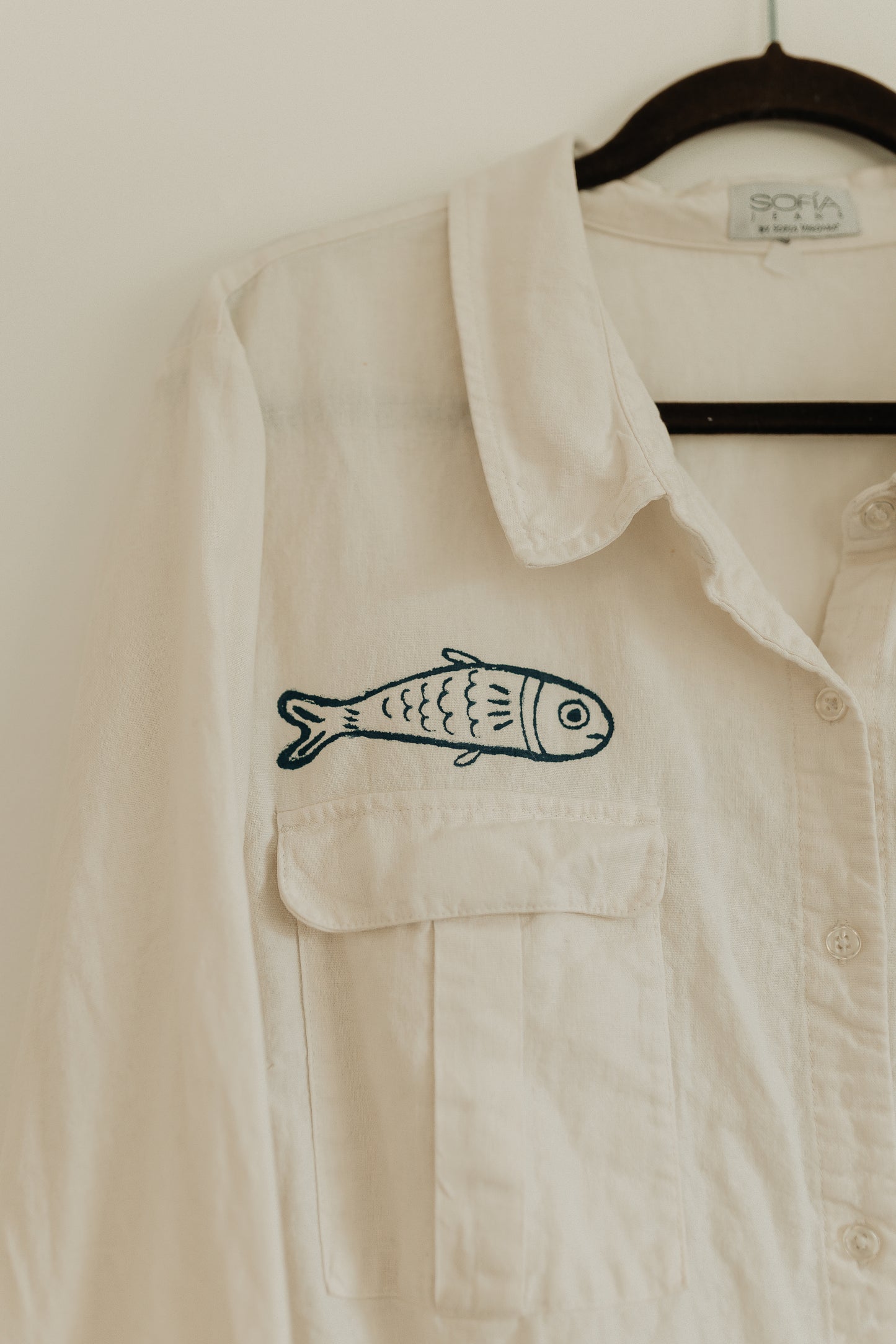 3 Fish Button up