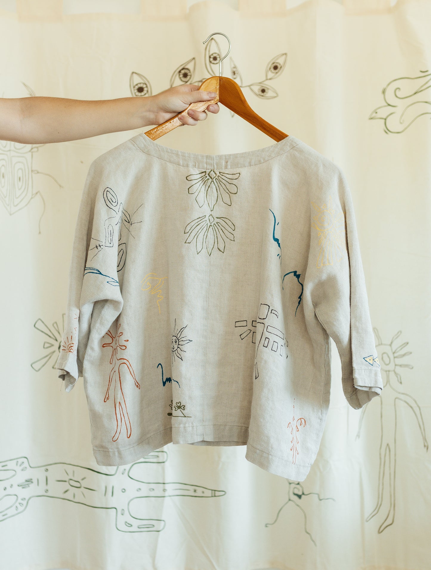 Linen boxy top - Earth in Outlines