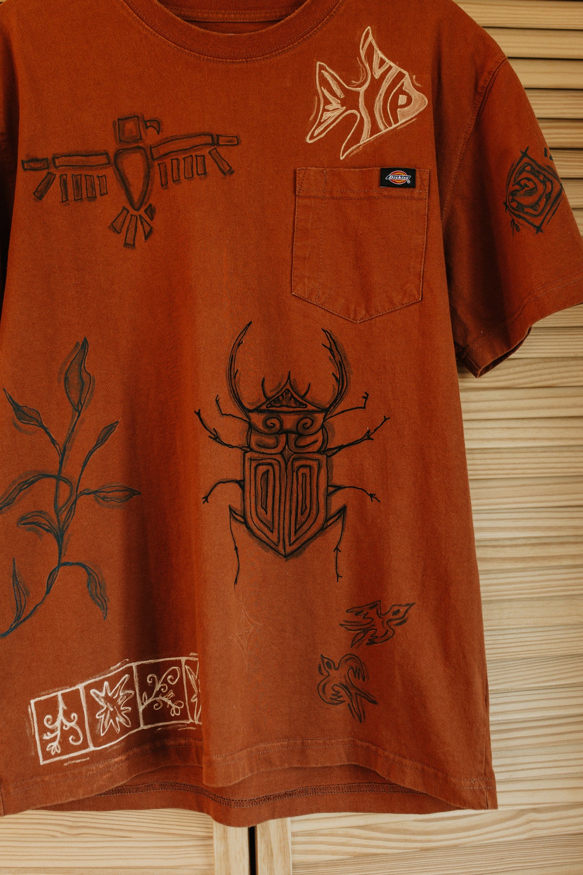 Orange Dickies tee - Earth in outlines