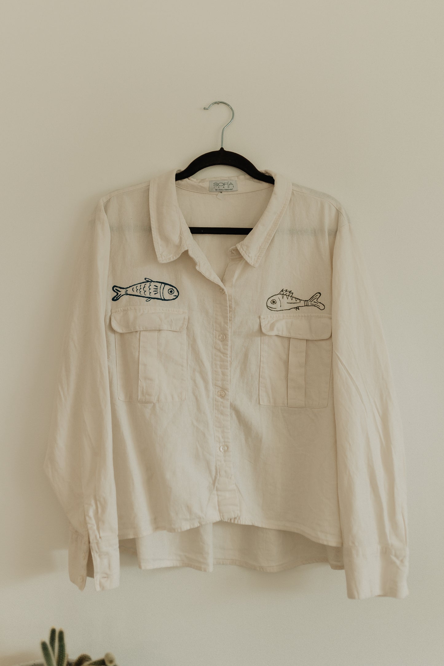 3 Fish Button up