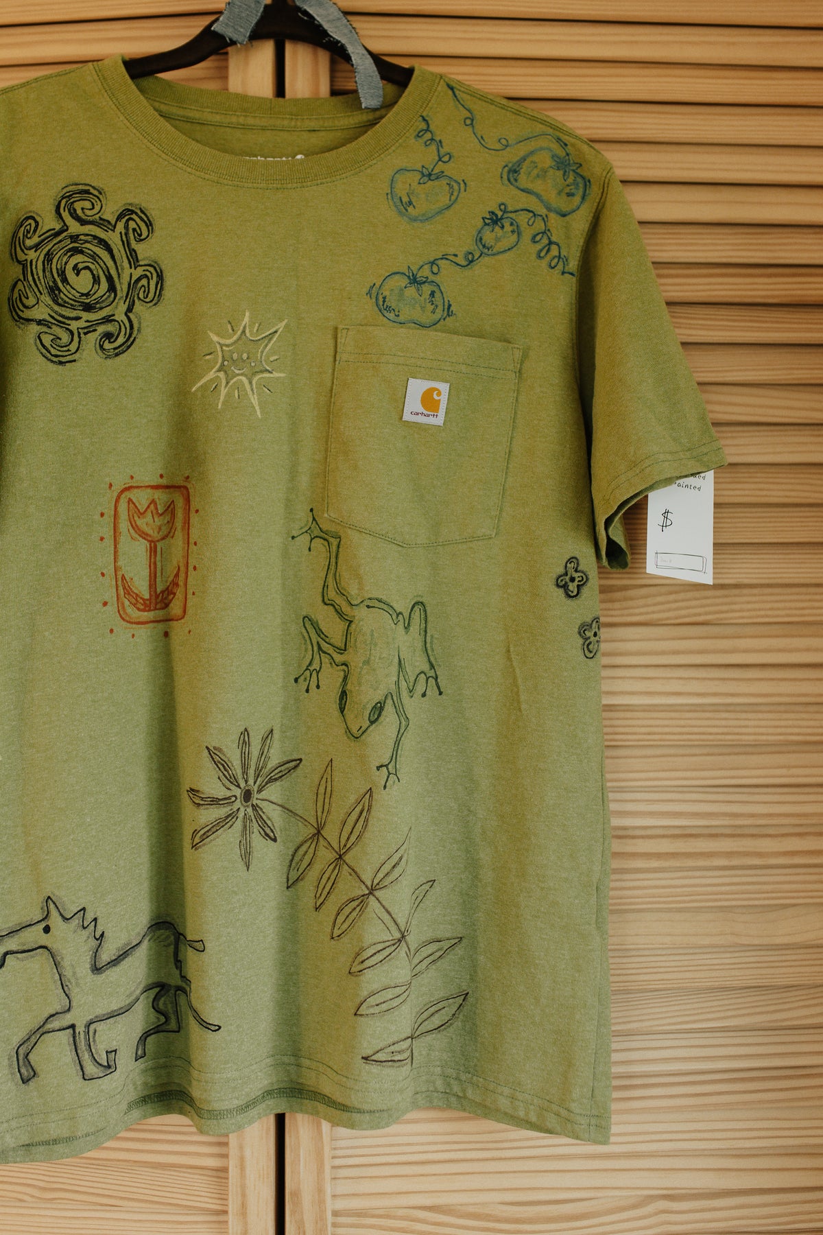 Green Carhartt tee - Earth in outlines